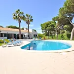 Close To Beaches And Amenities, Private Pool, Free Ac And Wifi Картейра