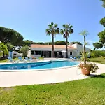 Close To Beaches And Amenities, Private Pool, Free Ac And Wifi Villa