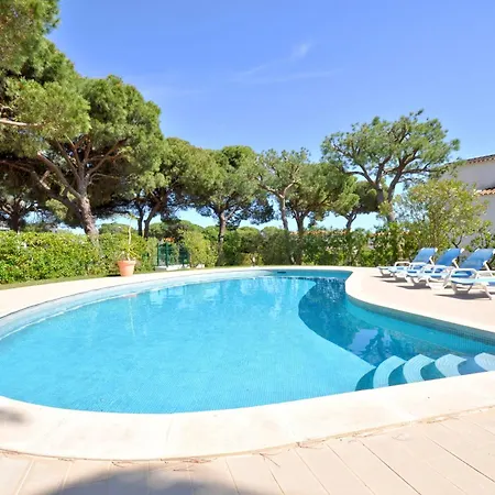 Close To Beaches And Amenities, Private Pool, Free Ac And Wifi فيلة